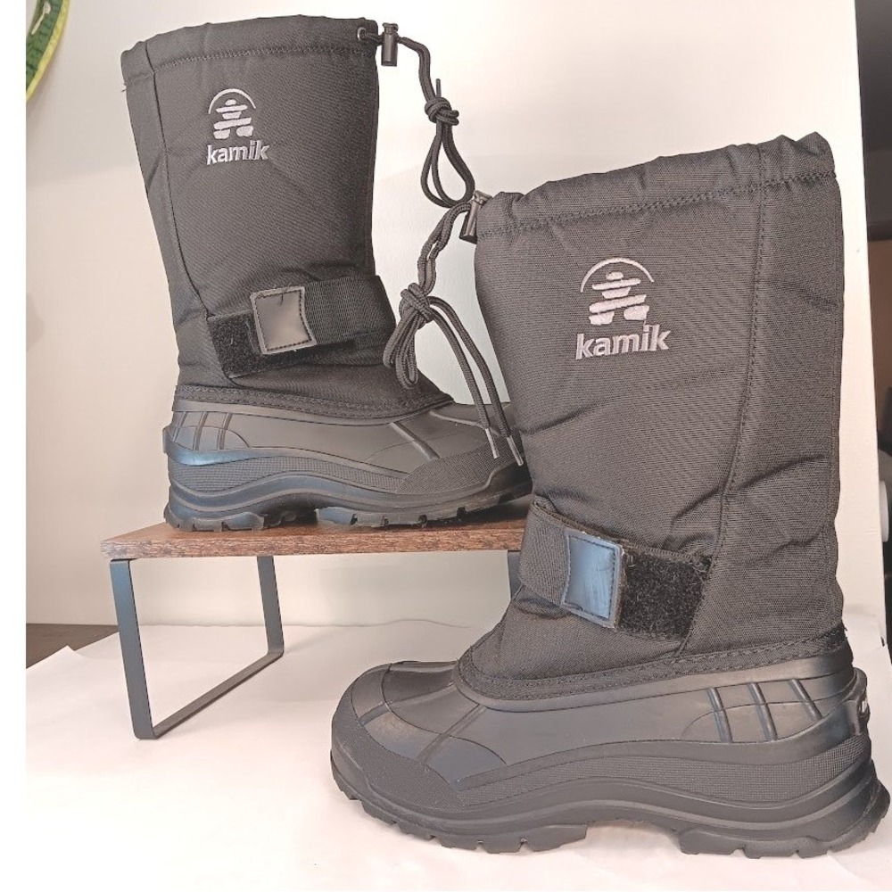 Kamik Greenwood Snow Boots Mens Size 8 Black Excellent Waterproof Insulated
